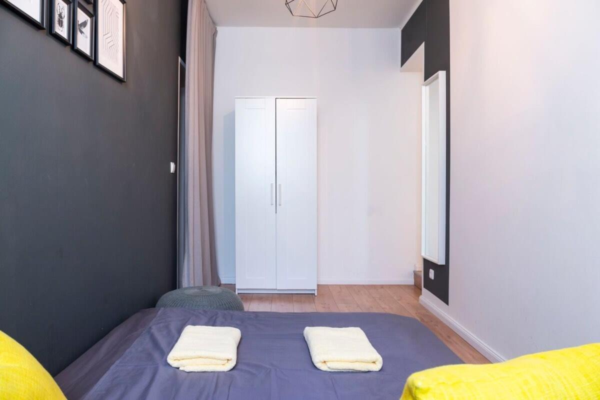 2 Bedroom In Great Location In Kreuzberg Berlim Exterior foto