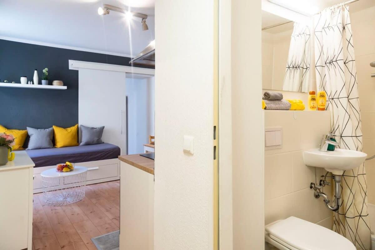 2 Bedroom In Great Location In Kreuzberg Berlim Exterior foto