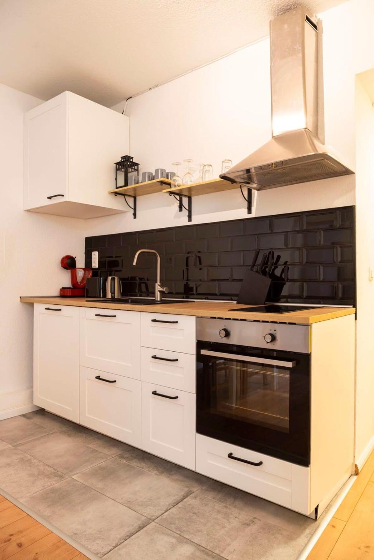 2 Bedroom In Great Location In Kreuzberg Berlim Exterior foto
